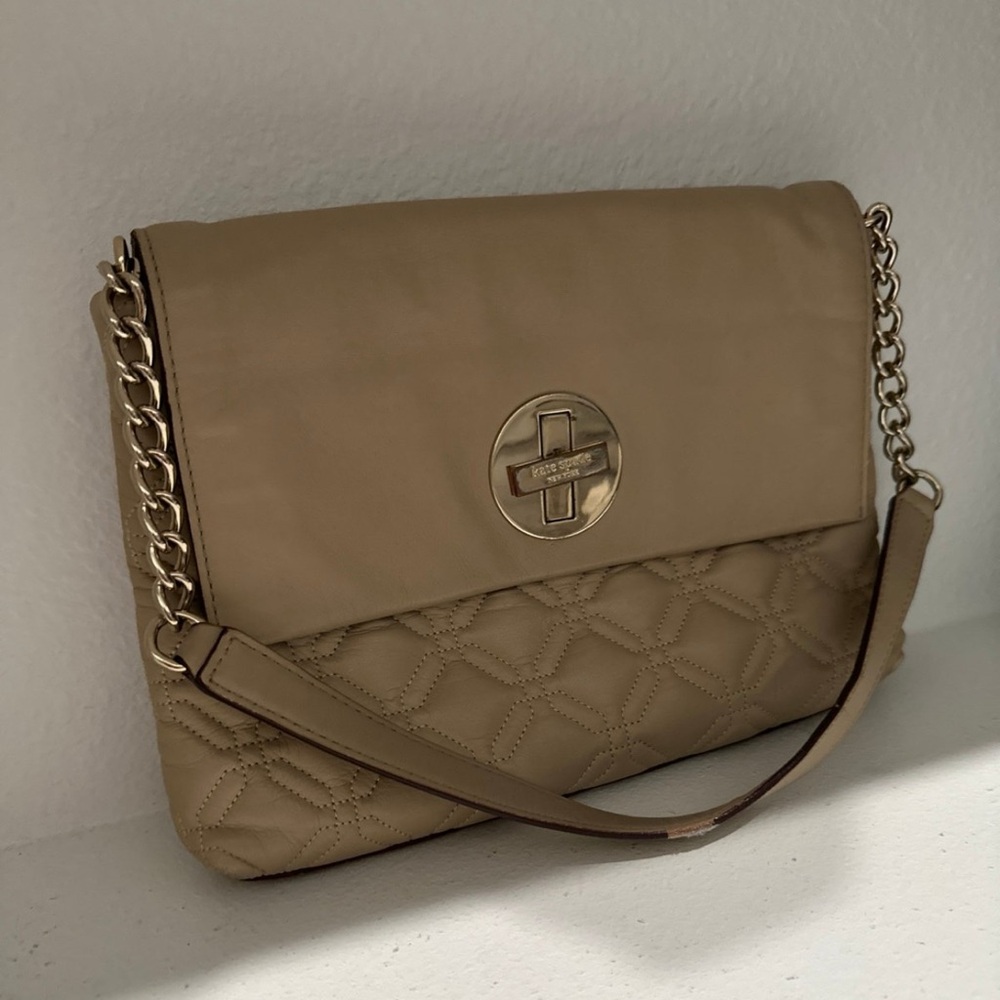 Kate Spade Elegant Tan Quilted Shoulder Bag